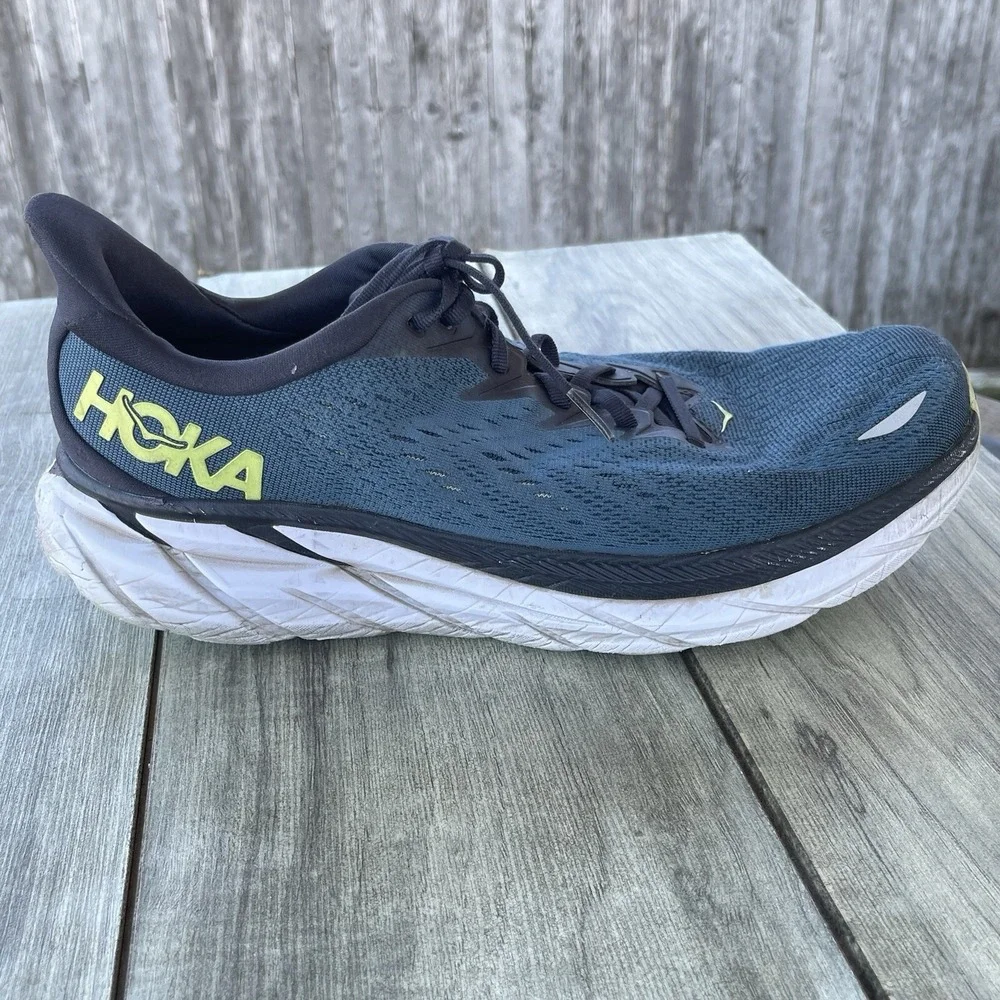 Hoka Clifton 8 Running Shoes Men 11 2E Wide Blue  Sneakers Training 1121374‎